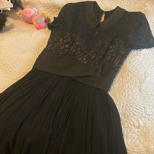 Vintage dress for an itty bitty waist
